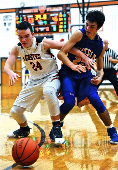 Aaron Ernst blocks Russia's
