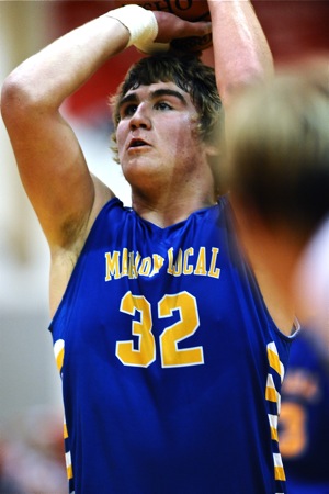 Tyler Meshcher led the Flyers' scoring with 15 points.