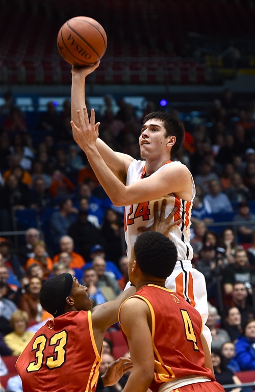 Connor Custenborder's runner from the lane helped the Tigers to a 18-6 first quarter lead.