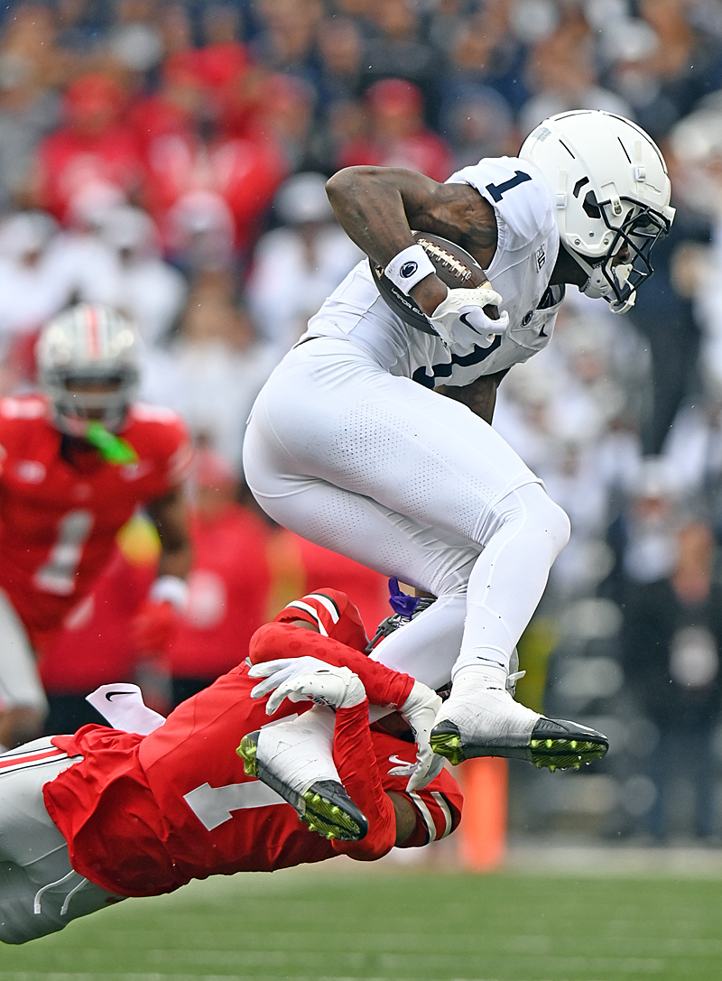 Marvin Harrison Jr.'s accessories are a topic of conversation during Ohio  State's blackout