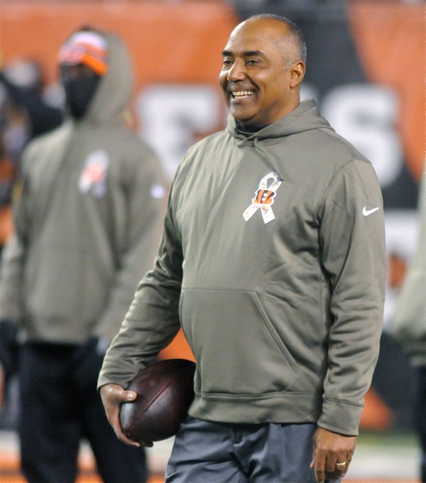 A Look Back And Ahead On The Day Lewis And The Bengals Part Ways