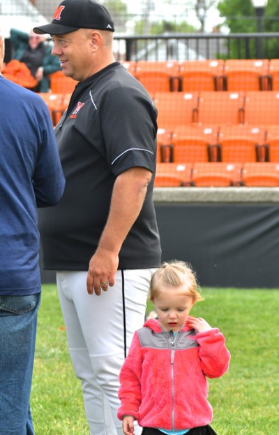 Mike Wiss (and daughter) have 402 career wins and state titles in 2011 and '12.