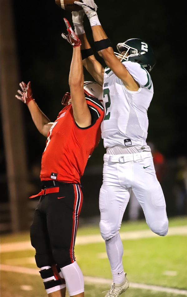 Kings For A Night: Green Wave D Swarms Red Devils