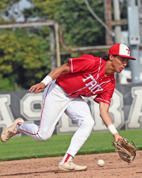 Baseball brings the brooms against SDSU - Daily Trojan