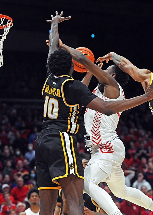 McCoy: Flyers Fall To VCU On Late Three-Pointer, 53-52
