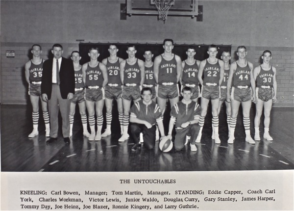 1960-61 Harlem Globetrotters Original Team Photograph in Full Uniform, 8 x  10