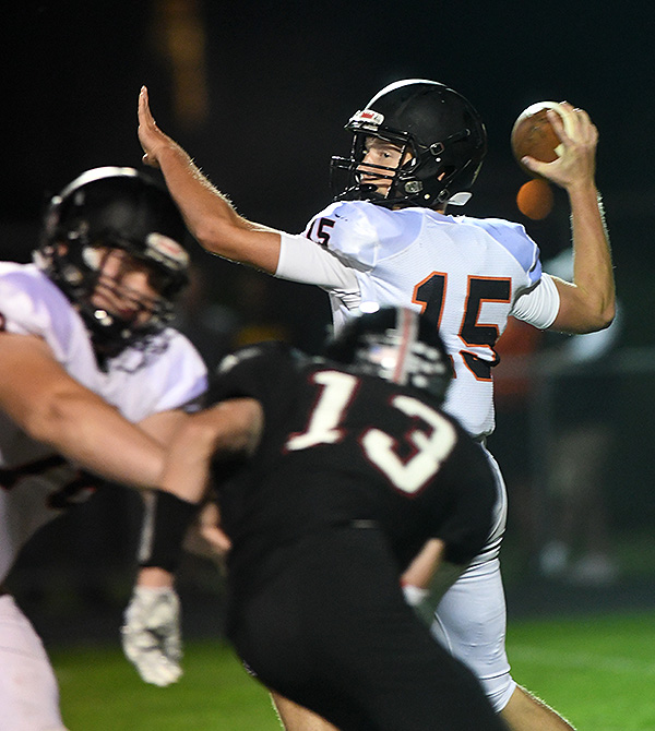 Mistakes, Big Game ‘Cool’ Lifts Minster Past Covington